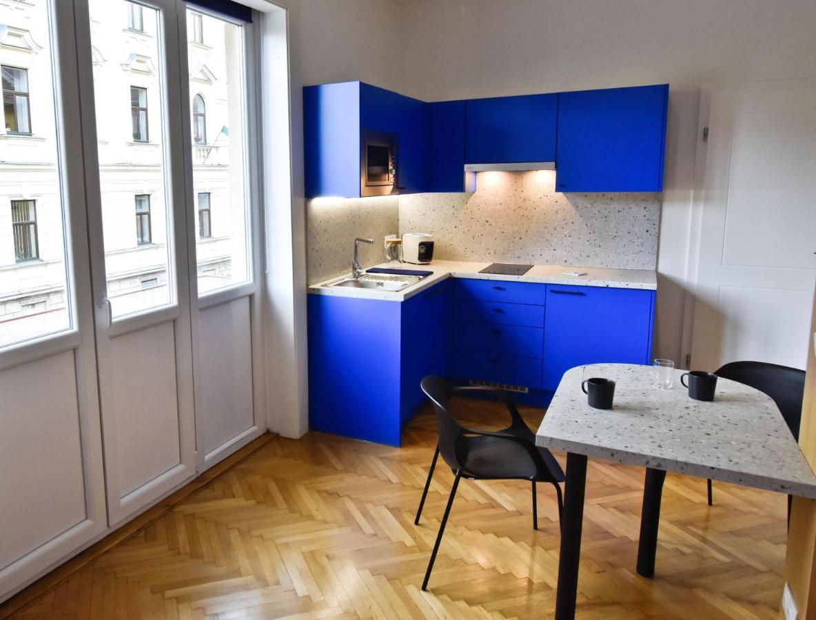 Zachar Apartman Sopron Buitenkant foto