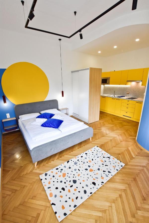 Zachar Apartman Sopron Buitenkant foto